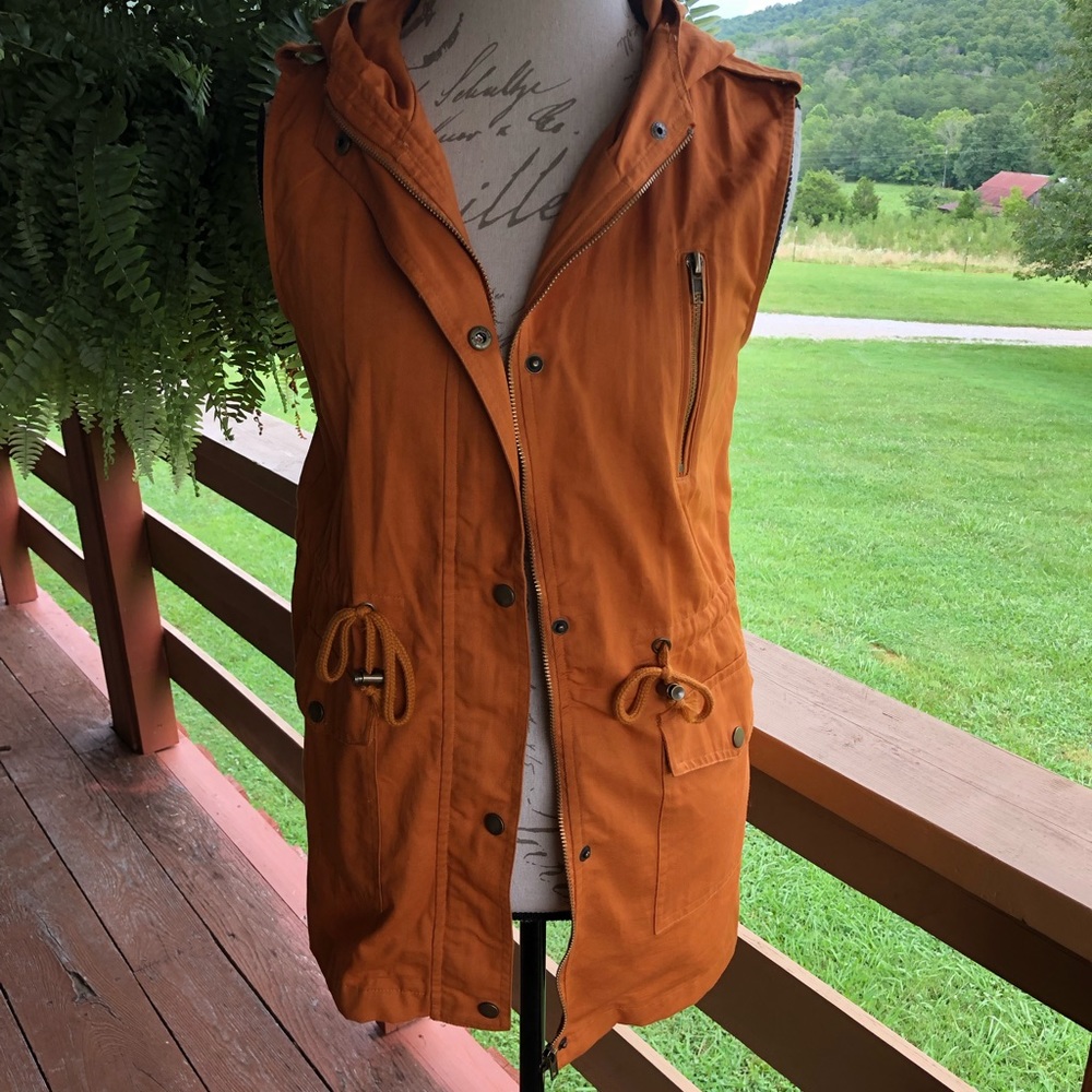 {Zenana Outfitters} Utility Vest